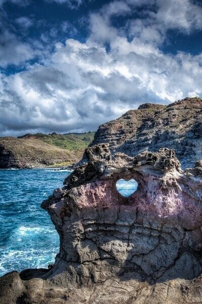 Nakalele Blowhole Maui heart shaped rock